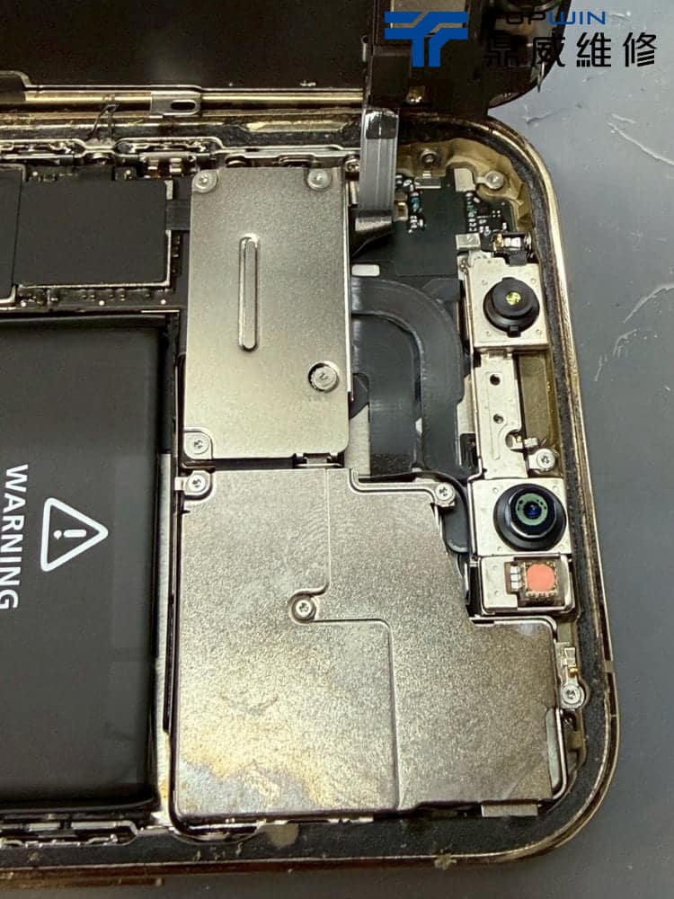 iPhone泡水後產生症狀