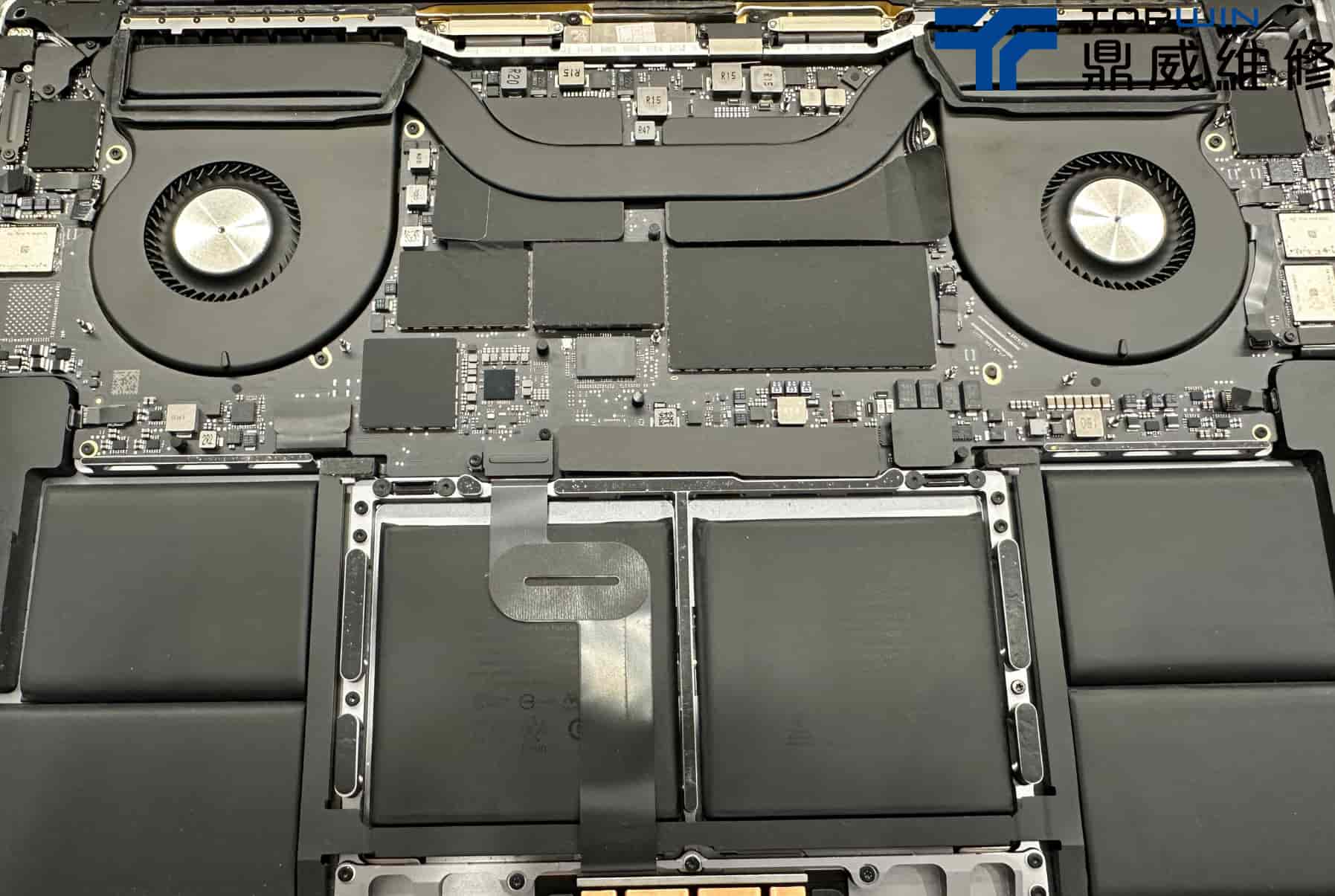 MacBook Pro A2141 液晶又壞啦 維修前檢測 1
