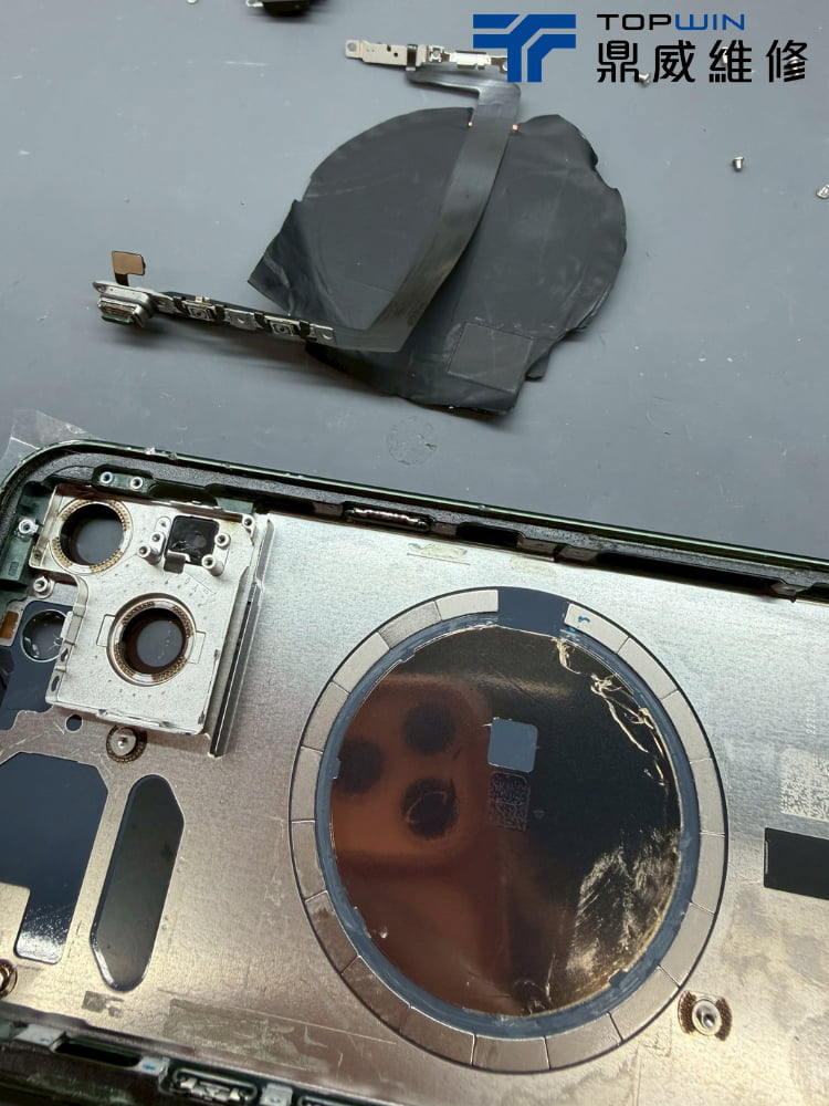 iPhone 13 拆機與零件檢測 3