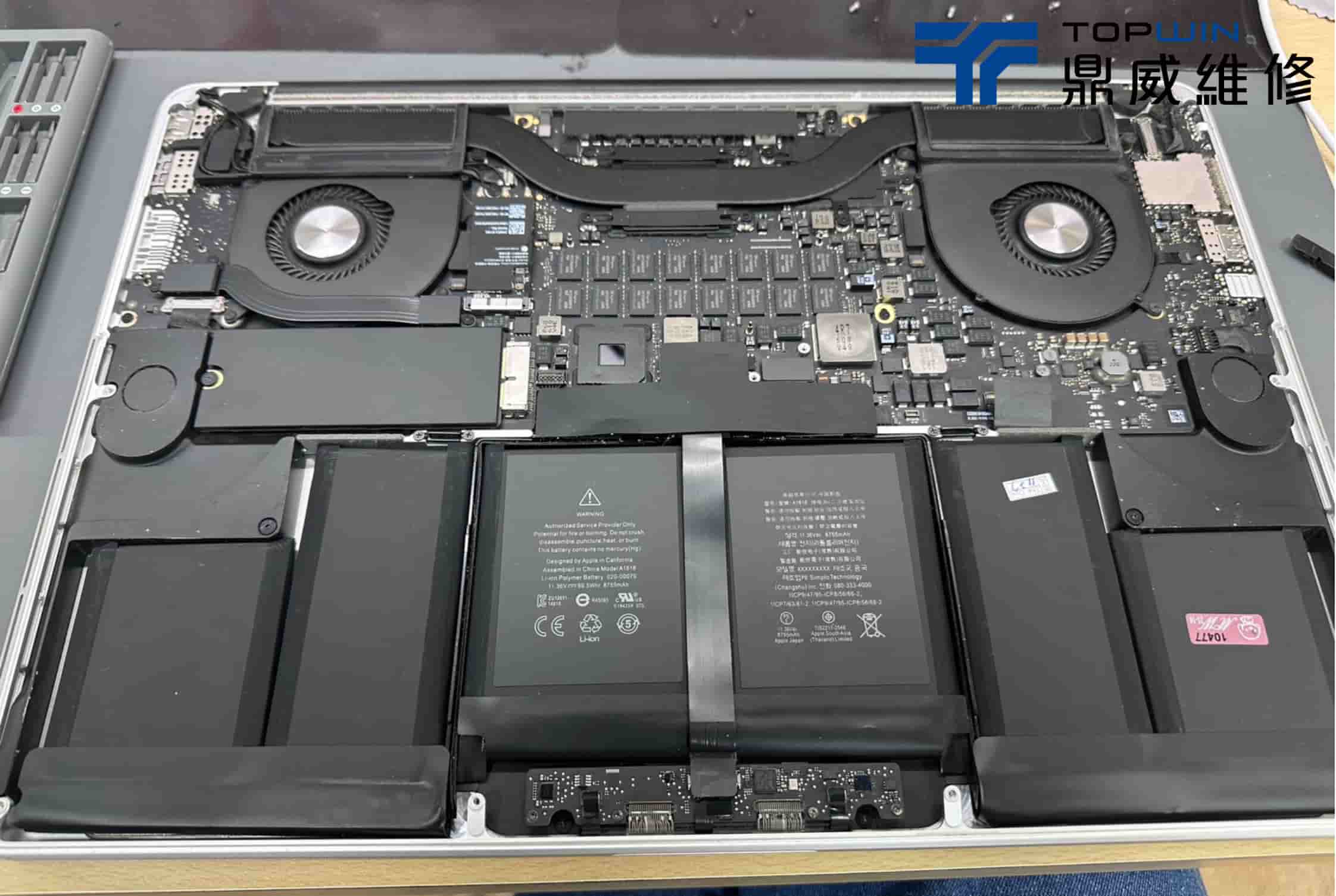 MacBook筆電維修案例-完整筆電內部檢查