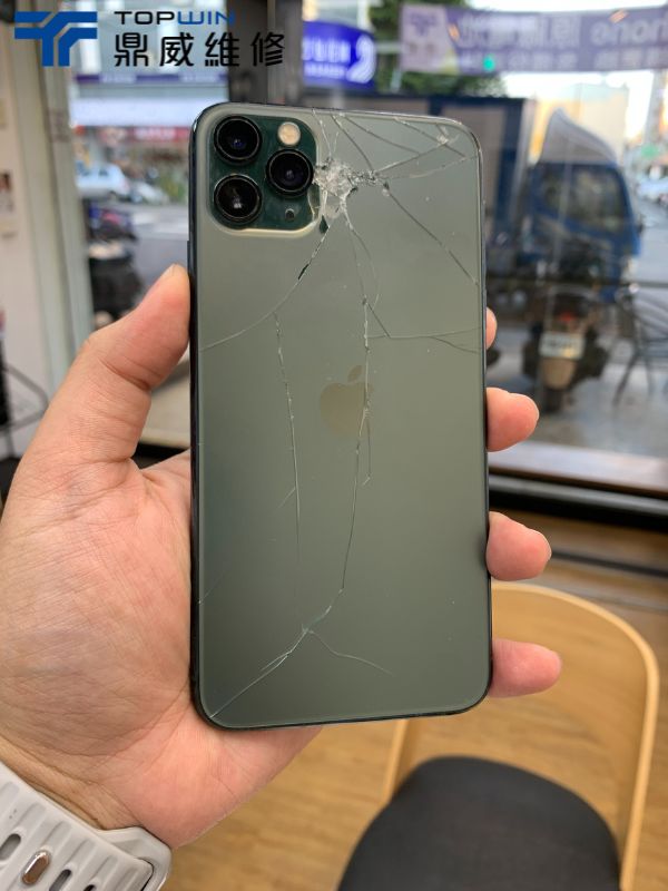 iPhone 11 Pro Max不小心摔了？帶您了解心愛手機重獲新生的過程！ 圖片1
