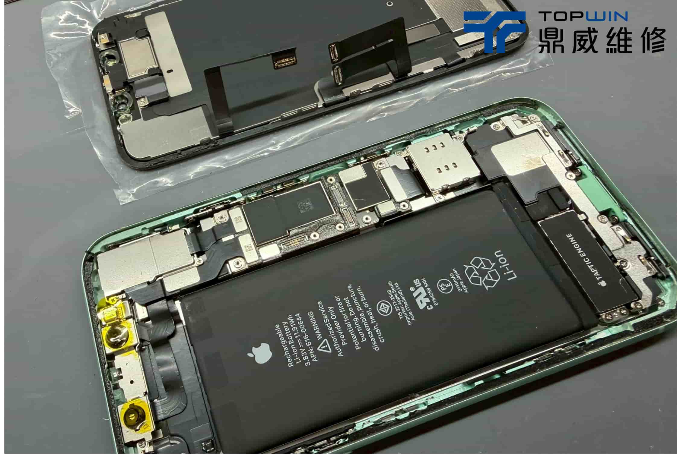 手滑的瞬間，iPhone 11直接躺平｜面板碎裂維修記 圖片2