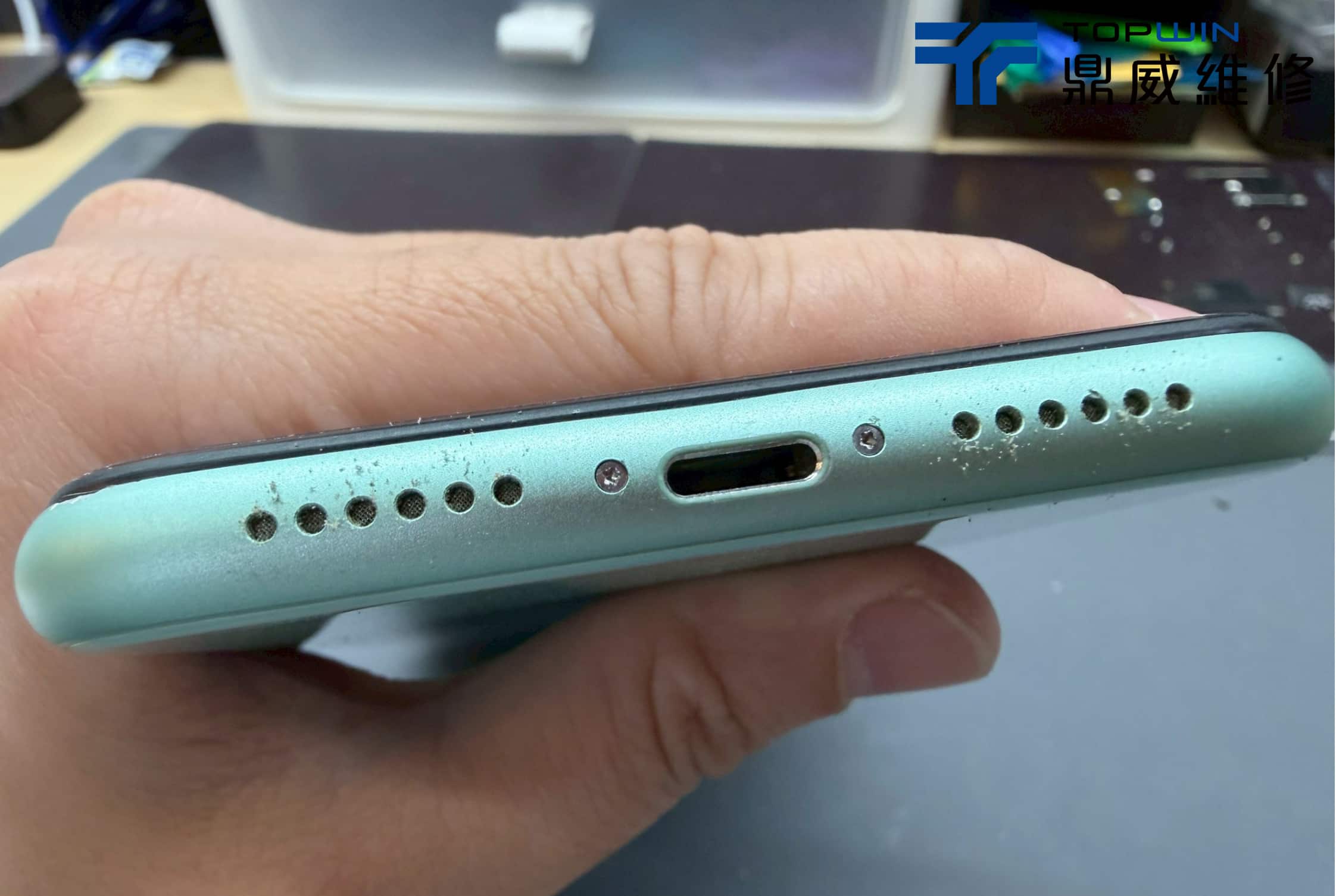 手滑的瞬間，iPhone 11直接躺平｜面板碎裂維修記 圖片9