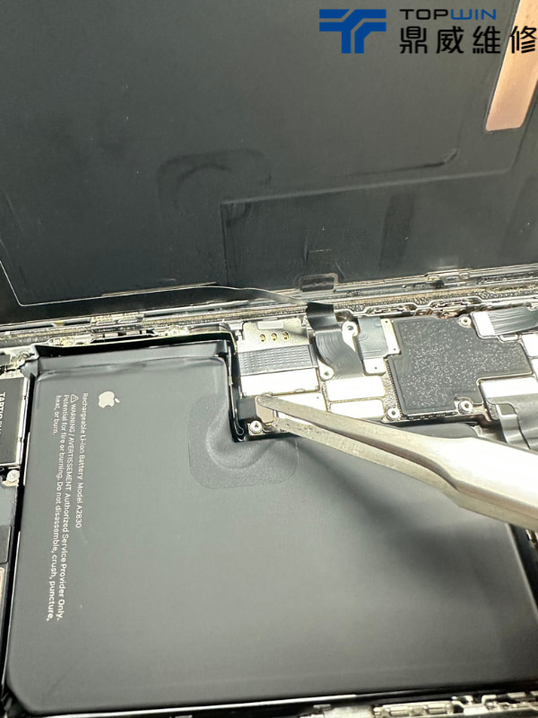 iPhone 14 Pro Max無法充電維修檢測案例圖2