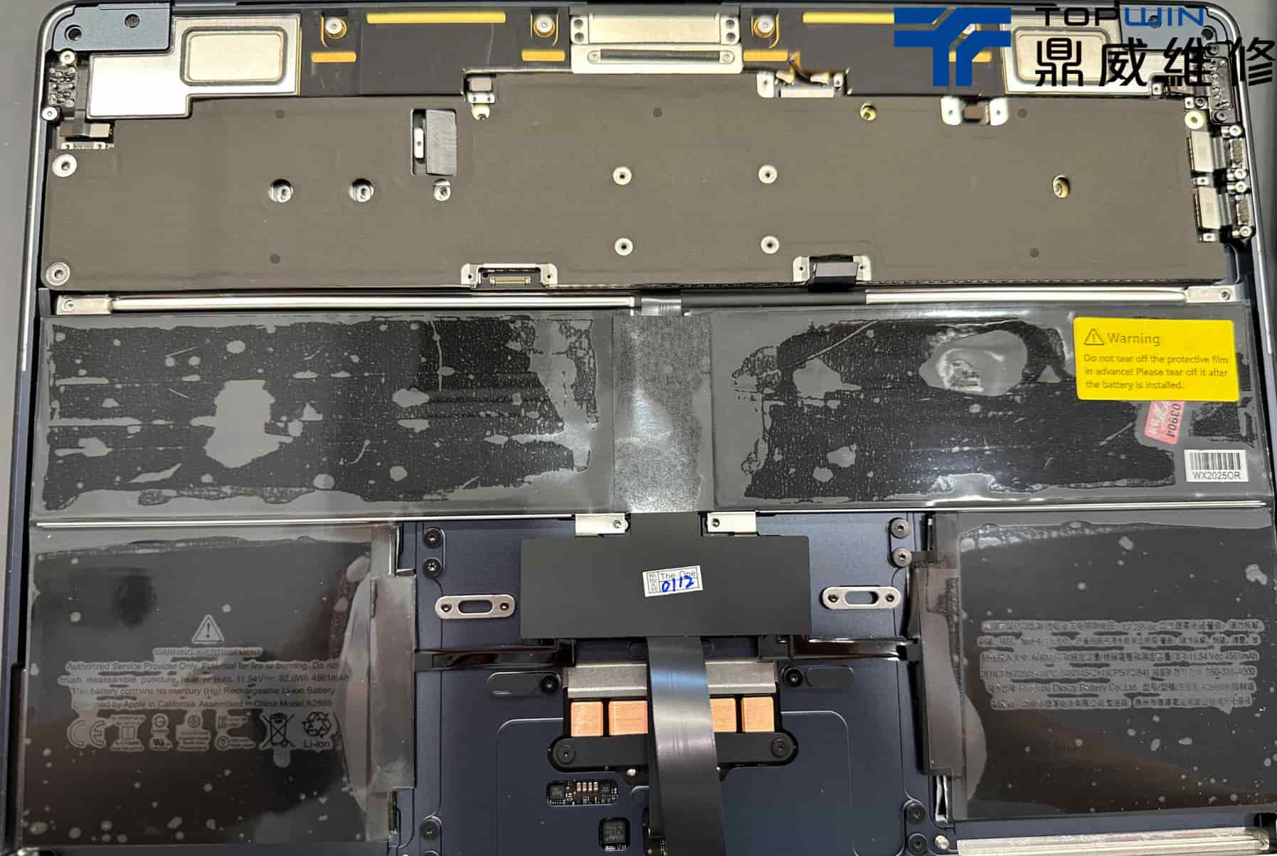 MacBook Air M2(A2681)插著電才能用? 充電線拔掉瞬間關機! 圖片8