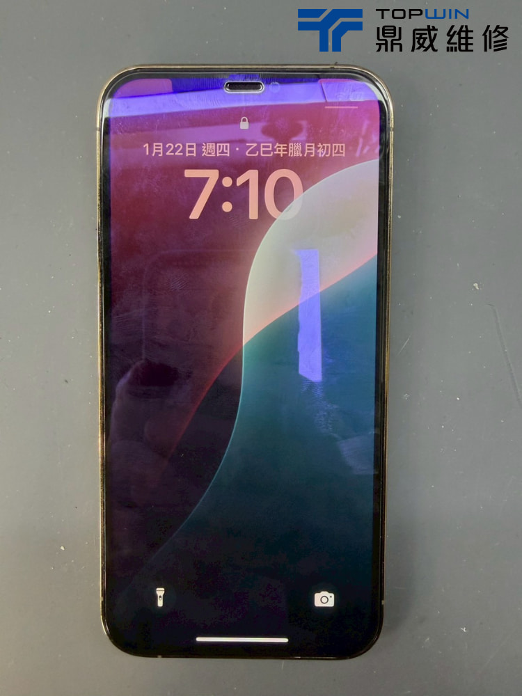 進水後觸控異常怎麼辦？iPhone 12 Pro面板更換維修 圖片1