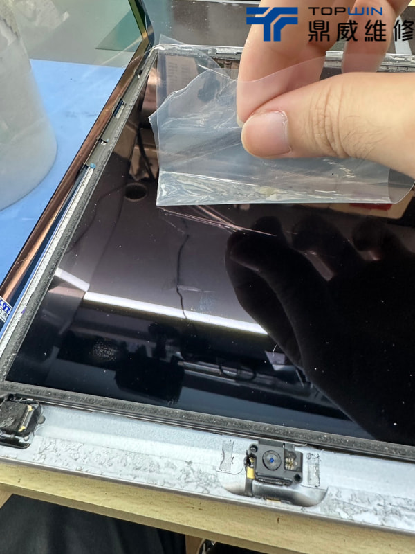 iPad維修案例-清除灰塵