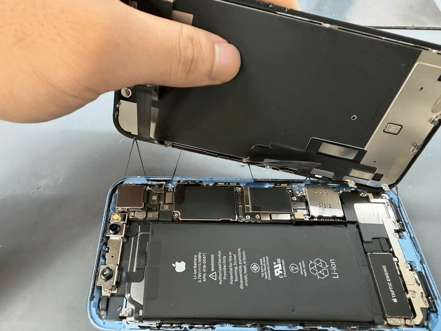 iPhoneXR原廠電池更換｜延長續航與維修案例解析 圖片4