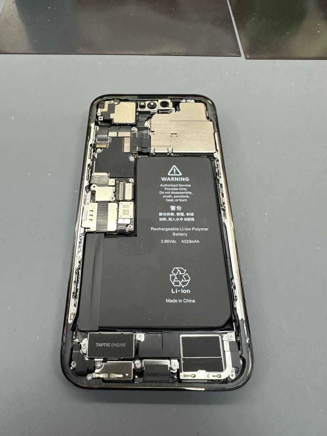 iPhone 14 Pro Max後玻璃破裂了嗎？別怕！換塊新的就好了 圖片5