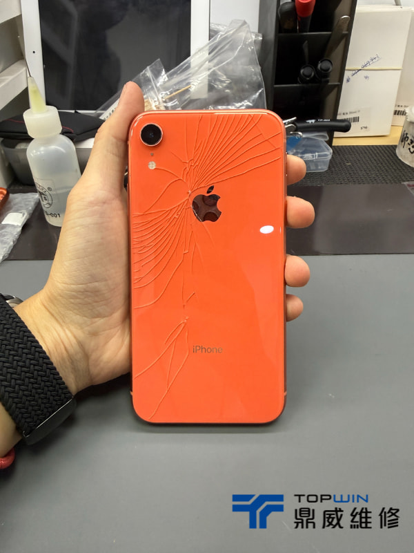 iPhoene XR亮眼外型有裂痕就不完美了! 圖片2