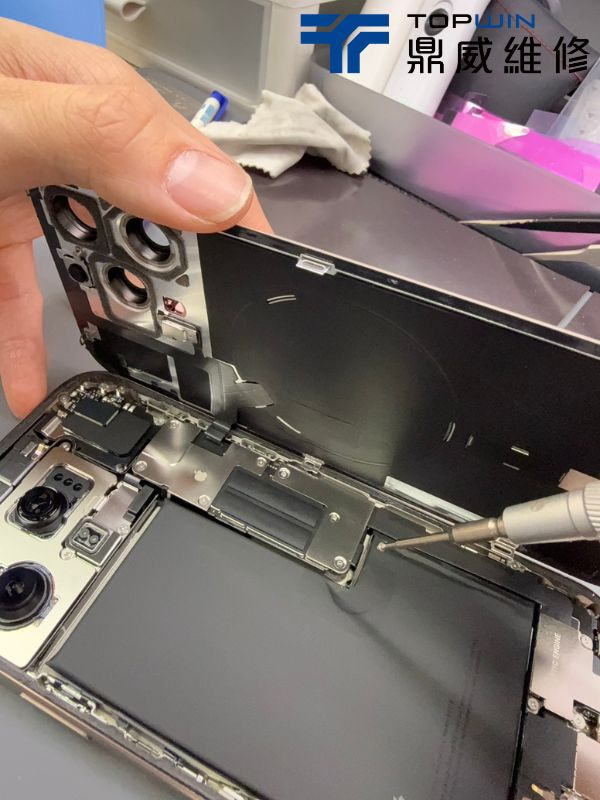 iPhone 16 Pro Max充電孔尾插維修檢測案例圖10