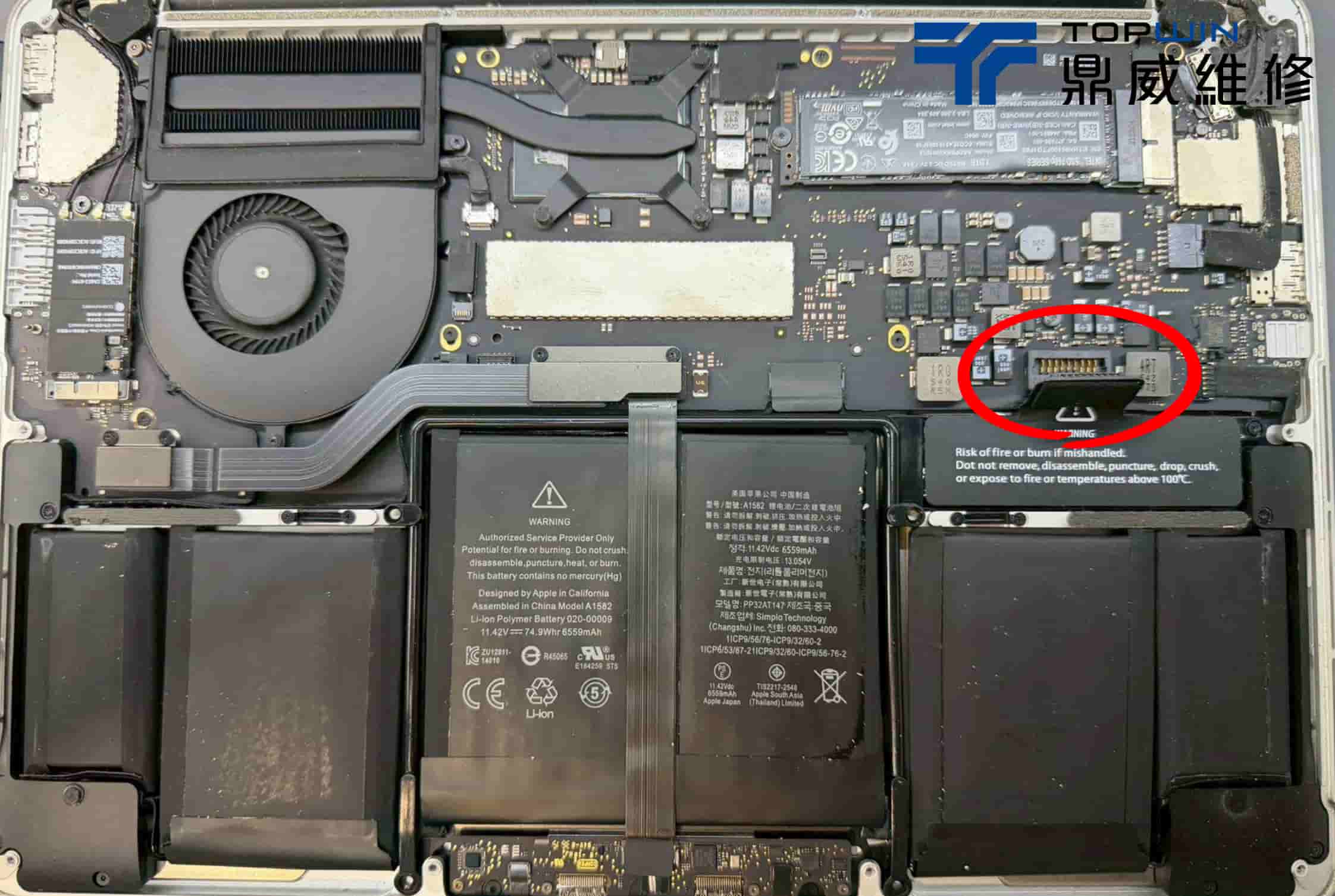 MacBook Pro A1502 電池拆裝維修 4