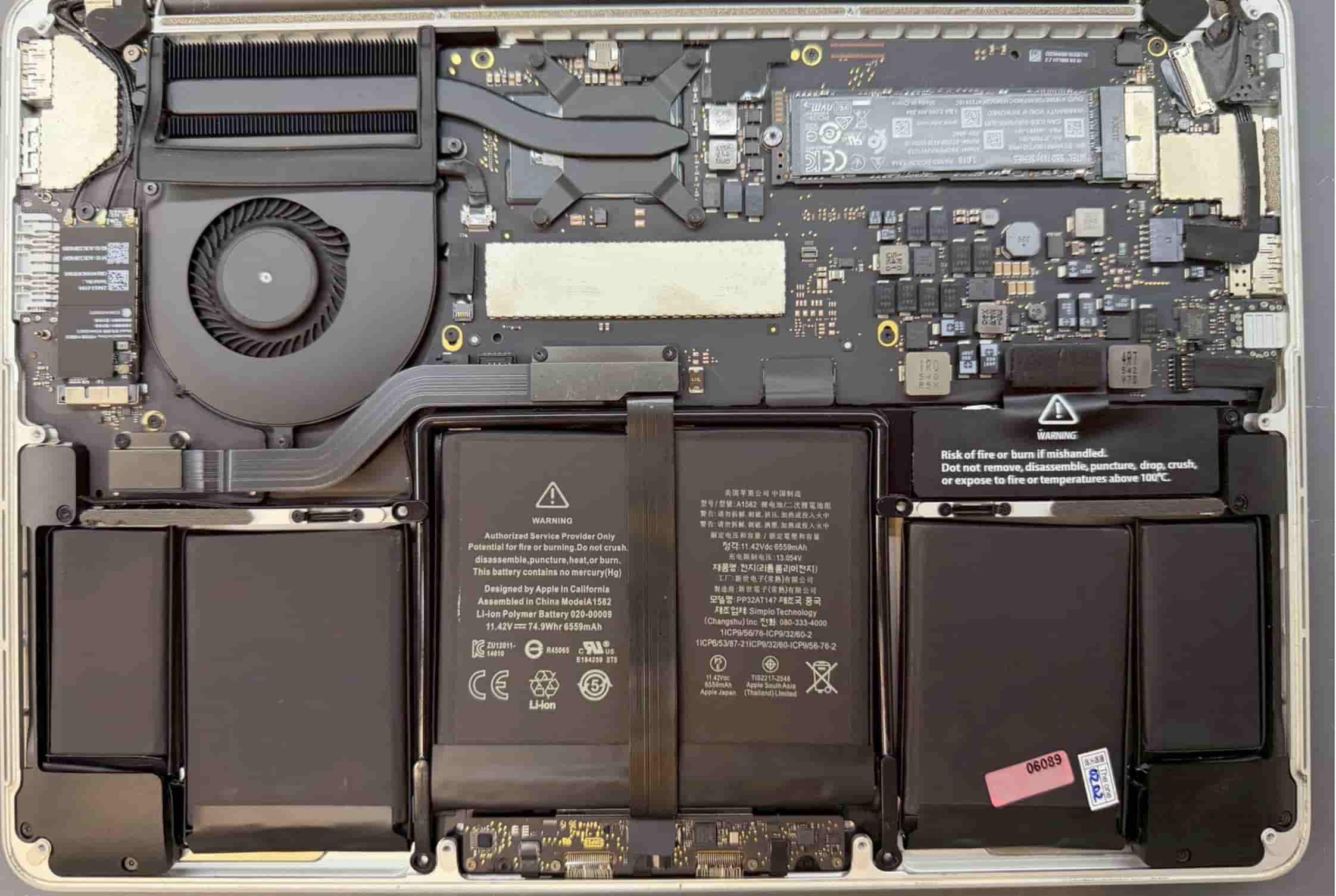 MacBook Pro A1502 電池更換完成測試 8