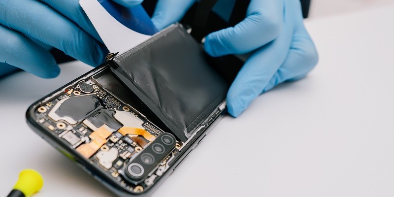 台中iPhone換電池推薦｜電池價格一覽與門市據點總整理！